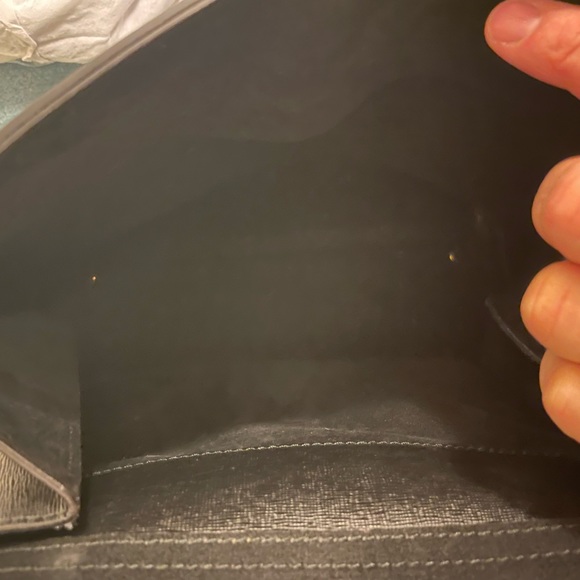 Lacucci leather backpack style purse in black with interior zip pocket - Picture 13 of 14